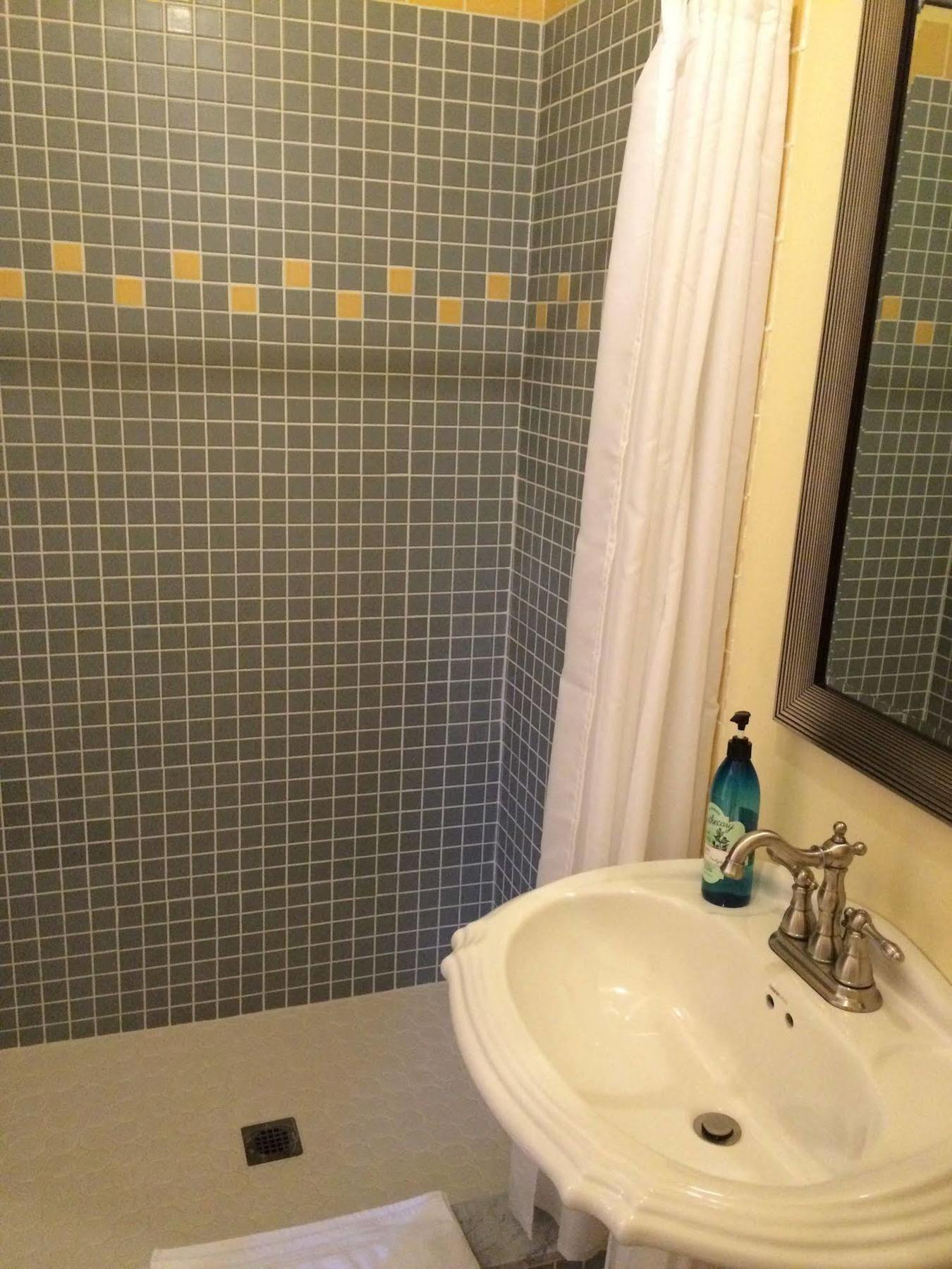 Отель The Woodbridge House Kingsville Экстерьер фото